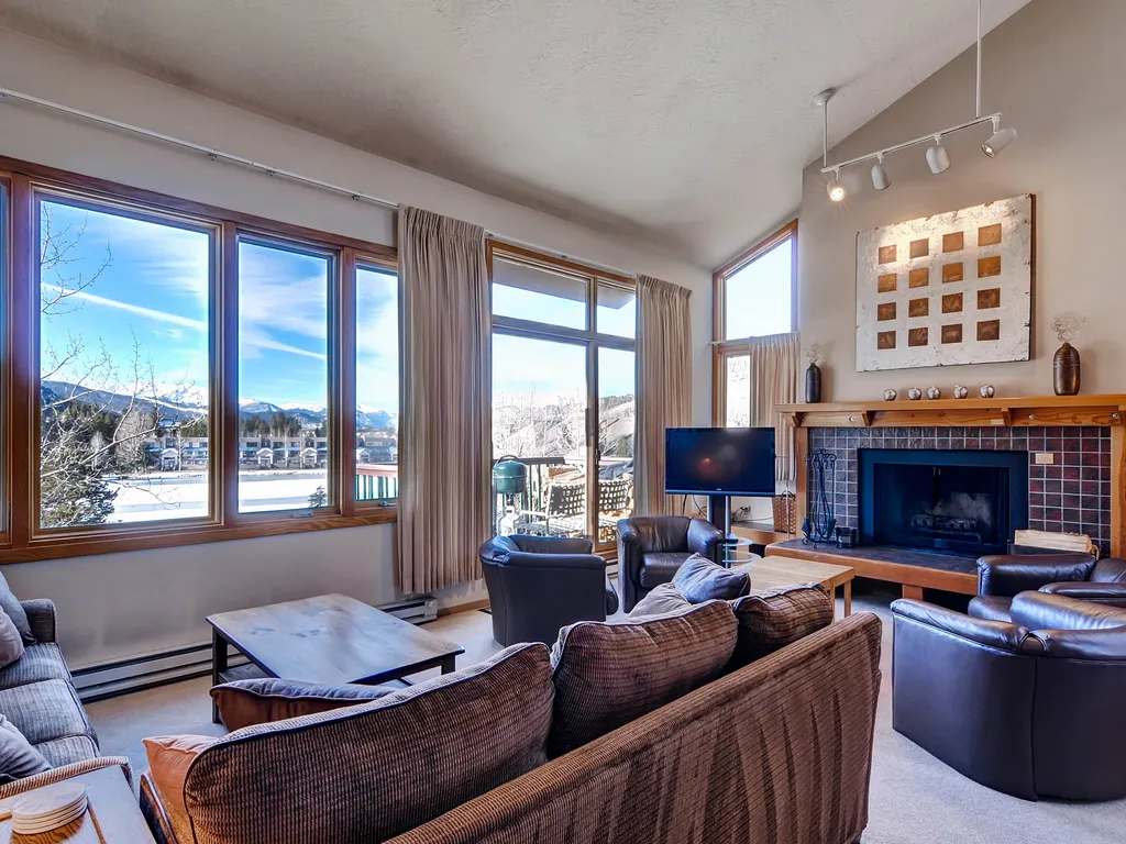 Property Image 0