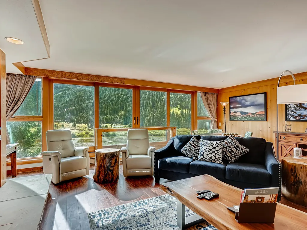 Property Image 0