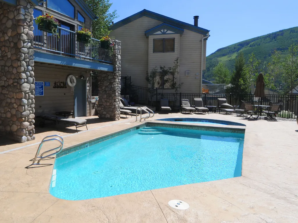 Vail Point #40