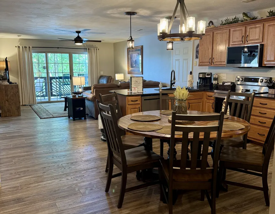 Lakefront Vacation Condo A-1 with Large Private Balcony