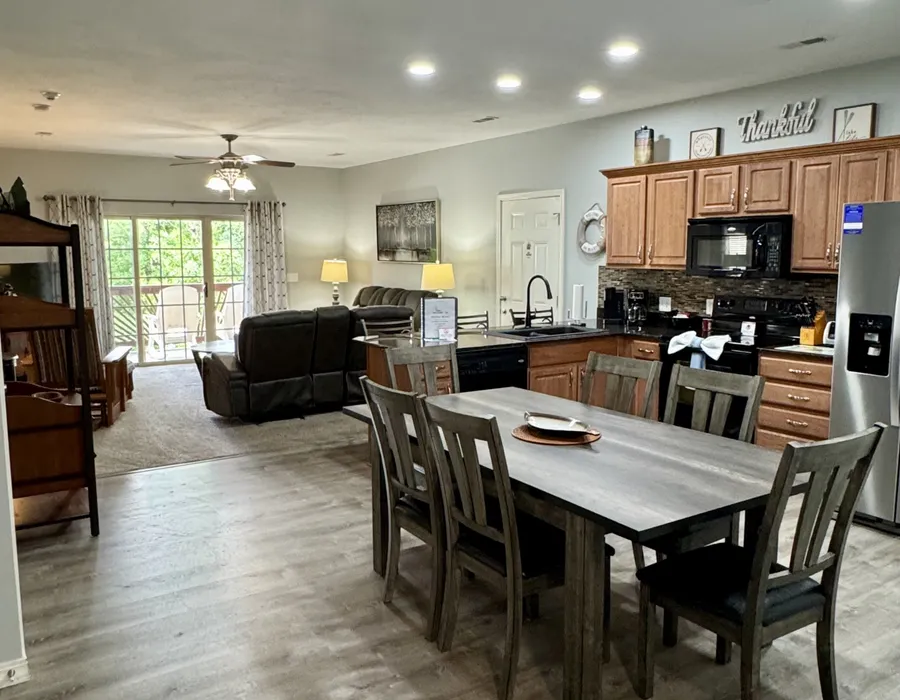 Family Condo B-4 near Table Rock Lake