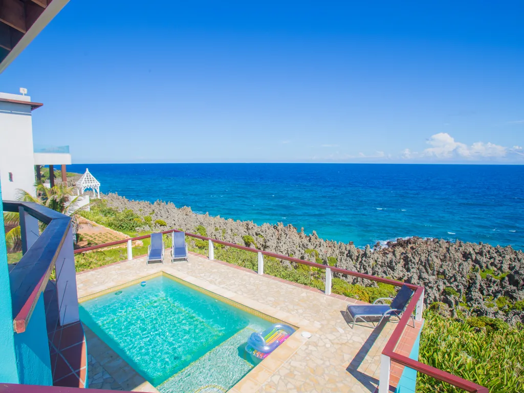 Stunning Coral View Home with Oceanfront Pool