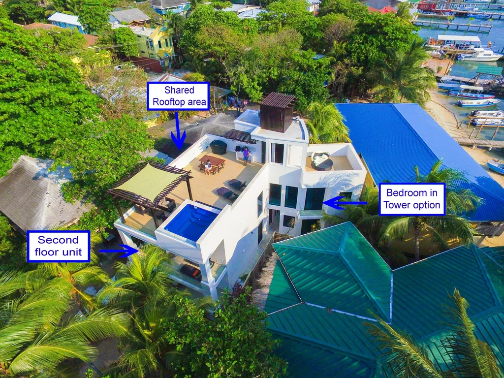 Bella Luna Beach House 1 Bedroom two story tower