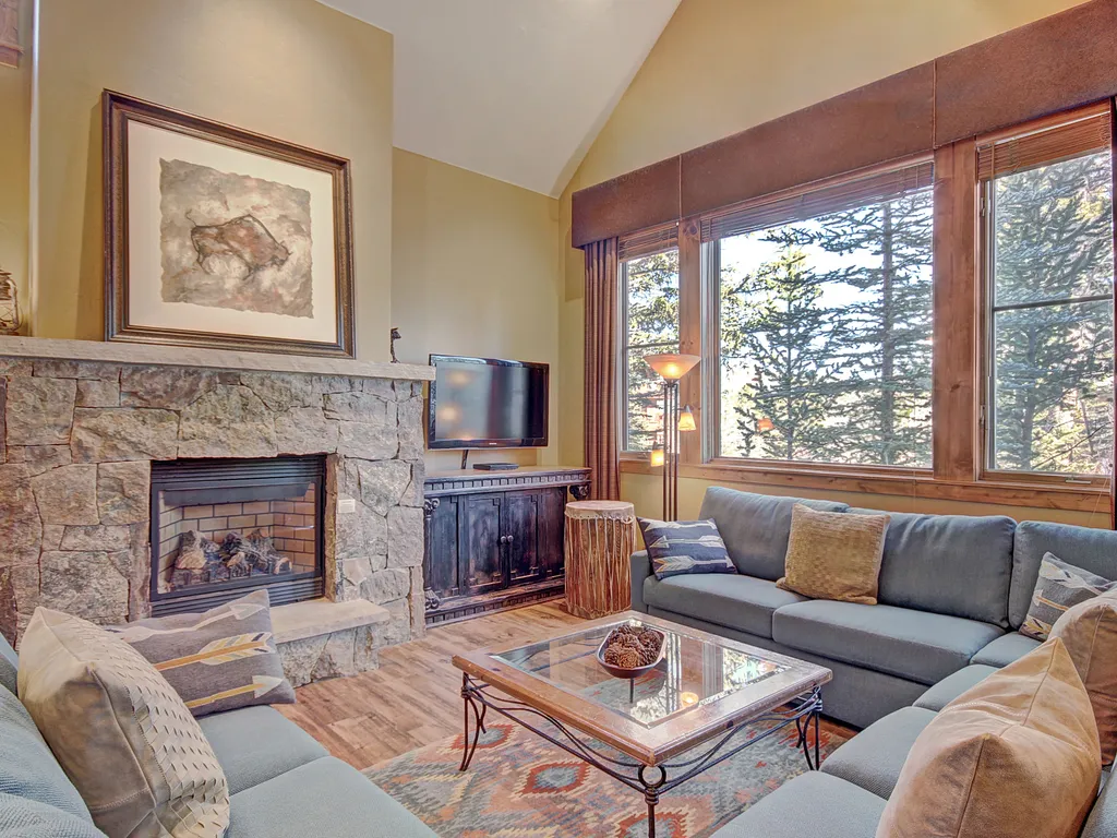 Property Image 0