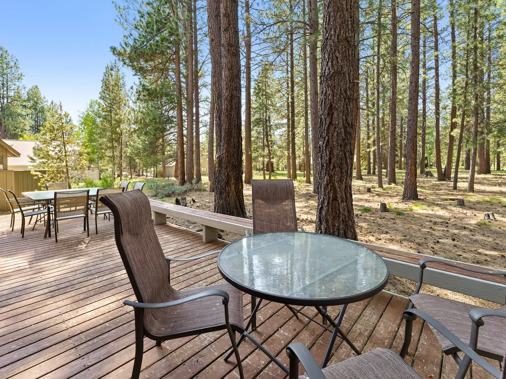 2 Landrise Pet-Friendly Home with Bikes to Use