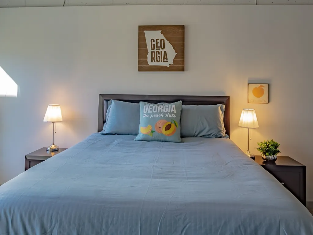 2BR Fully Furnished Apartment- Great location in Midtown