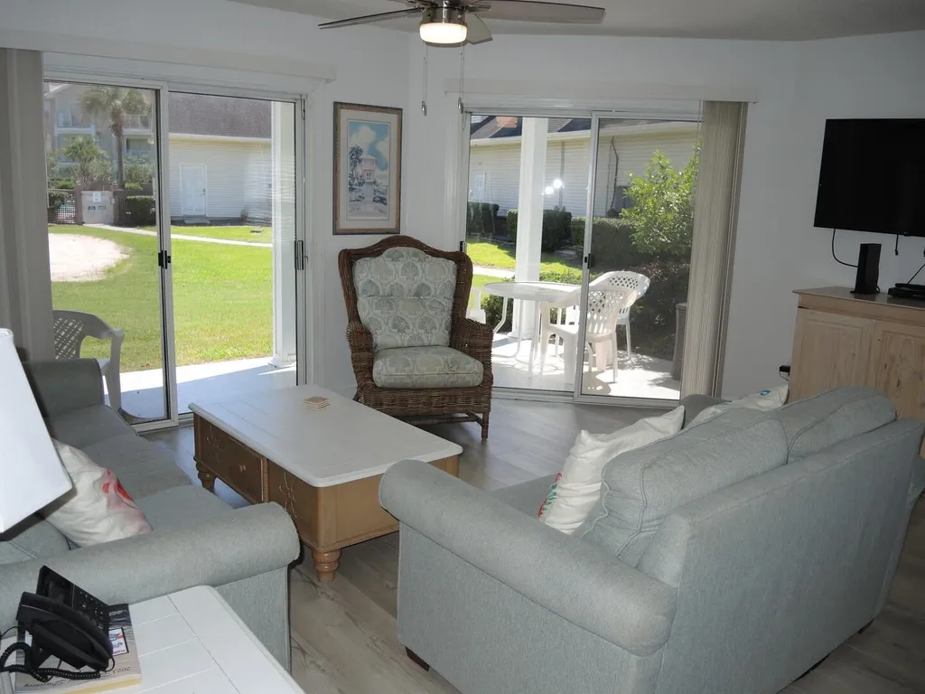 Beautiful Ground Floor Golf Resort Villa 1503 Steps from the Pool