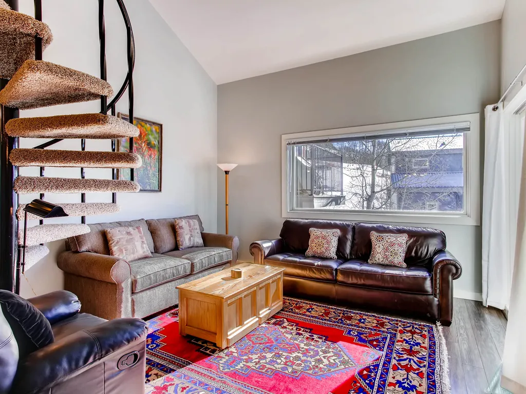 Property Image 0