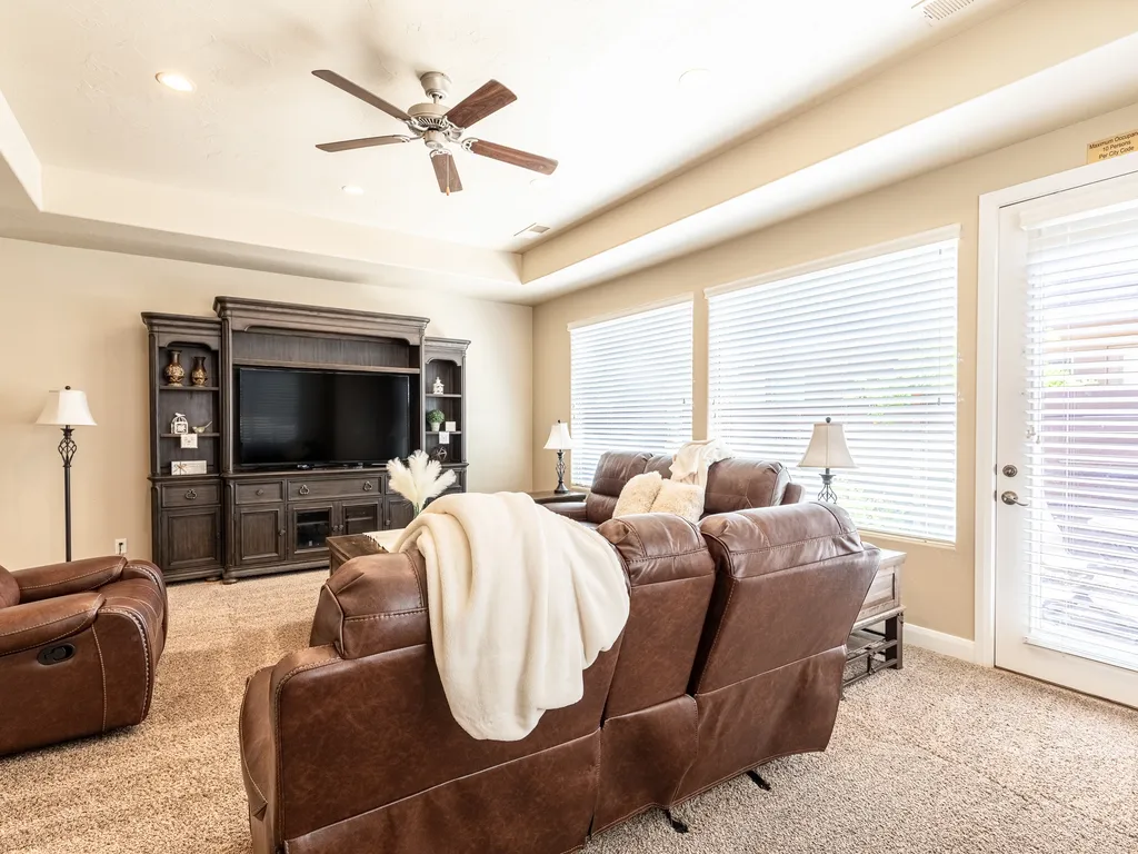 Zions Point- Pet Friendly!