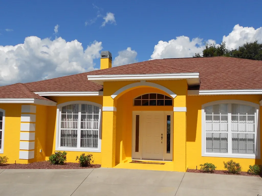 Bursting with Sunshine Pool Home S &amp; G