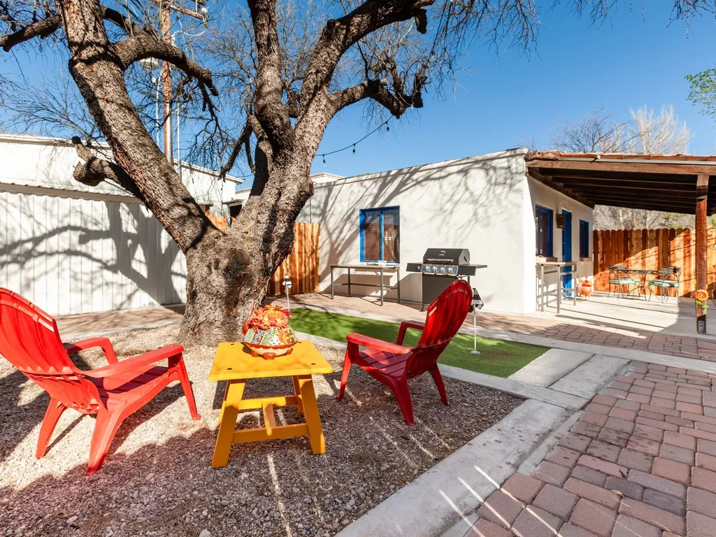 Casita del Sol Charming Private Studio
