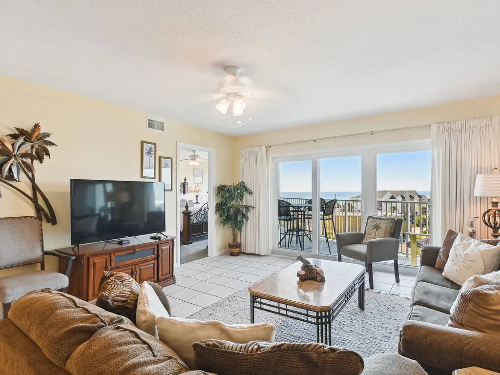 Seacrest 504 is a Gulf Front 2 BR on Okaloosa Island
