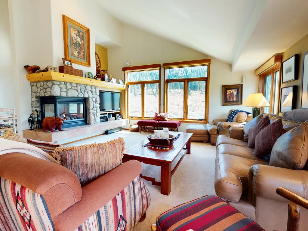 Property Image 0