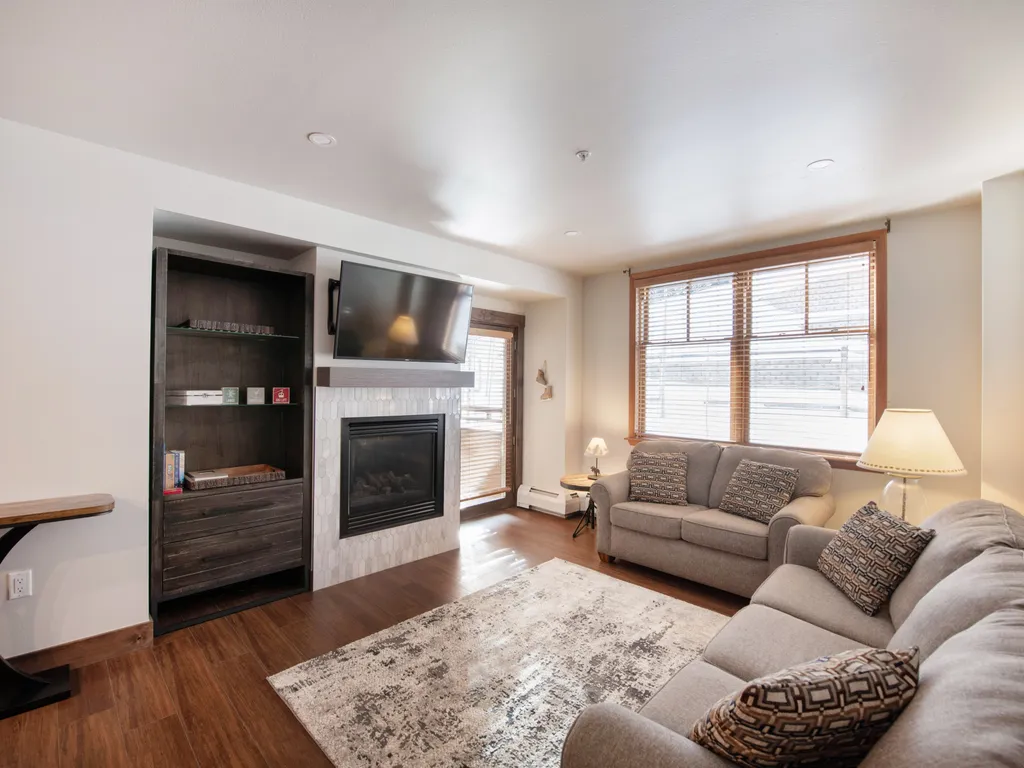 Zephyr Mountain Lodge, Condo | 2 Bedroom (Value-Rated Condo 1309)