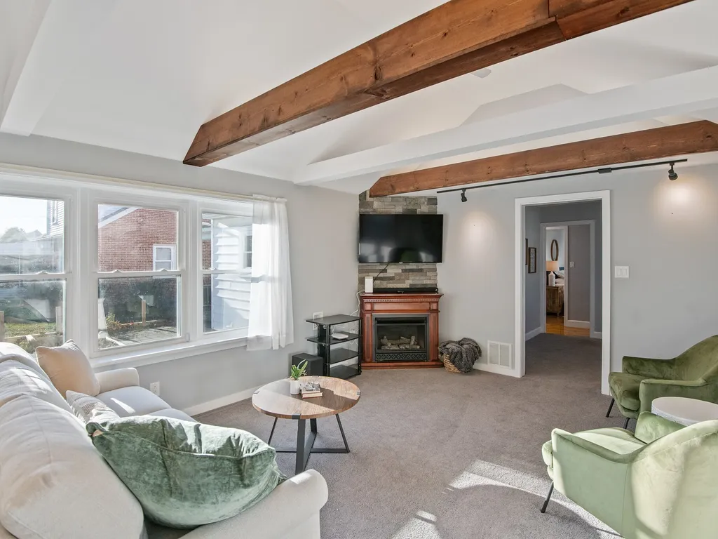 Property Image 0
