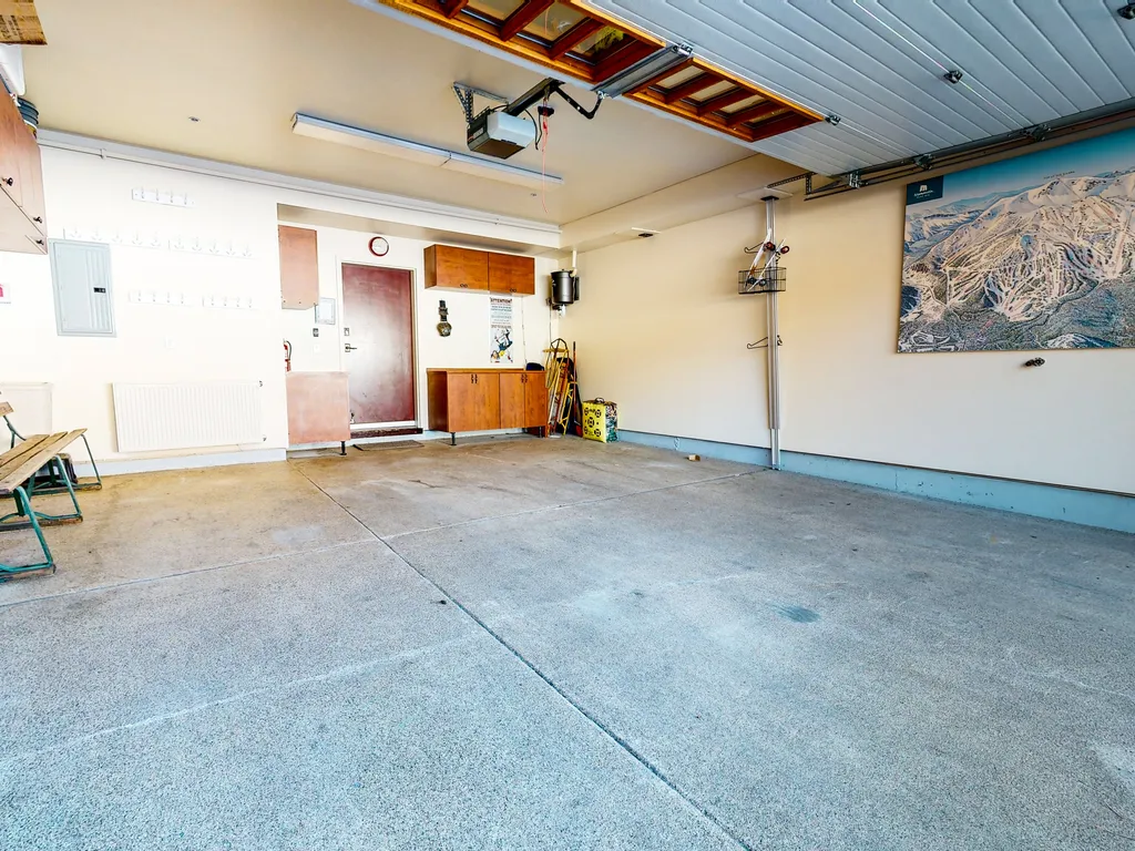 Property Image 64