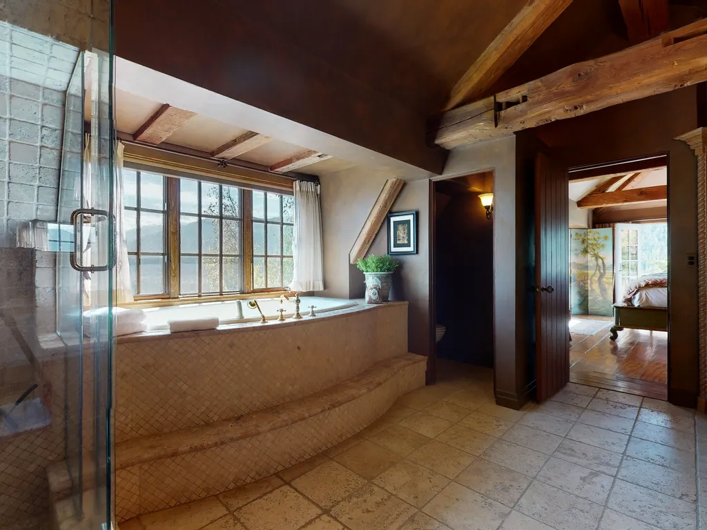 Property Image 80