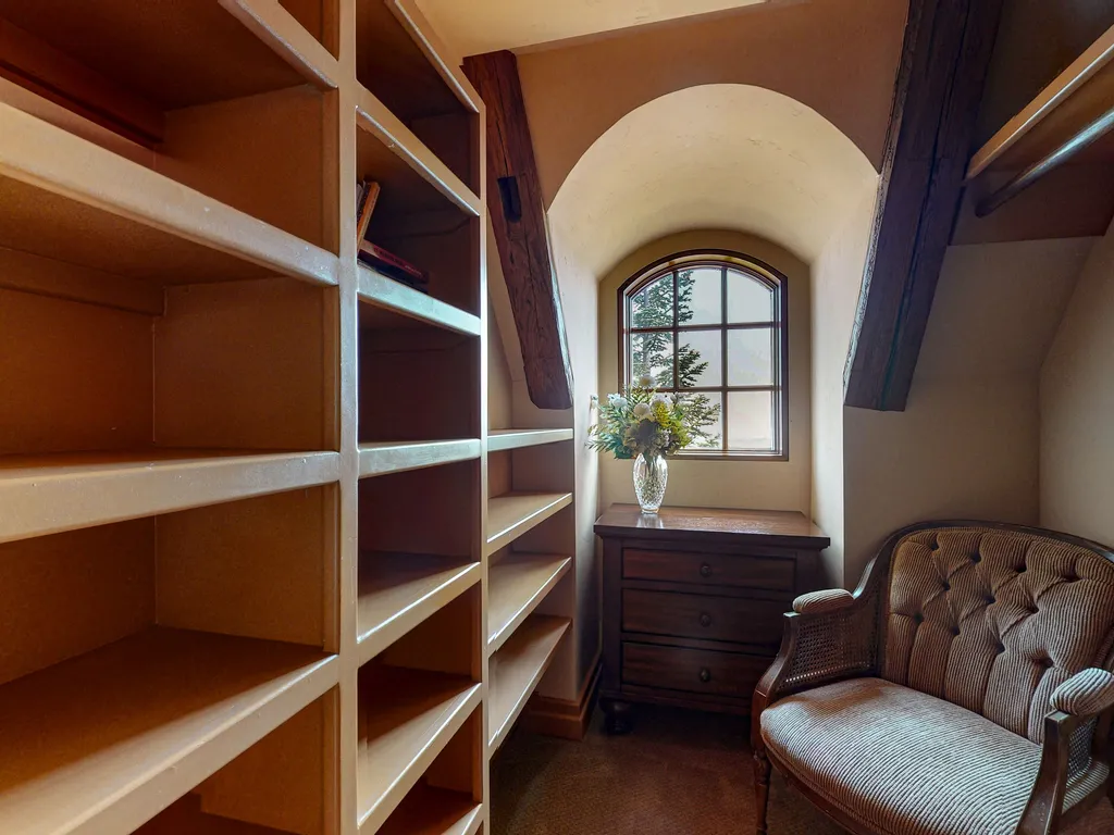 Property Image 85