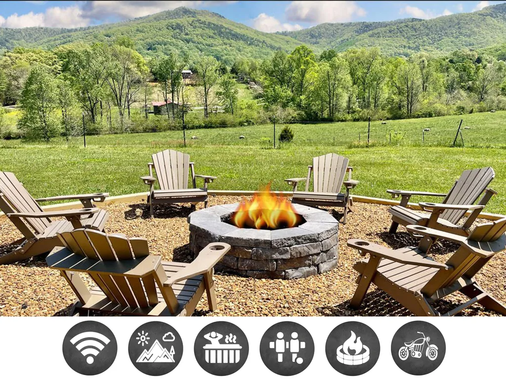 Wearadise Mountain Views Home features Hot Tub and Fire Pit