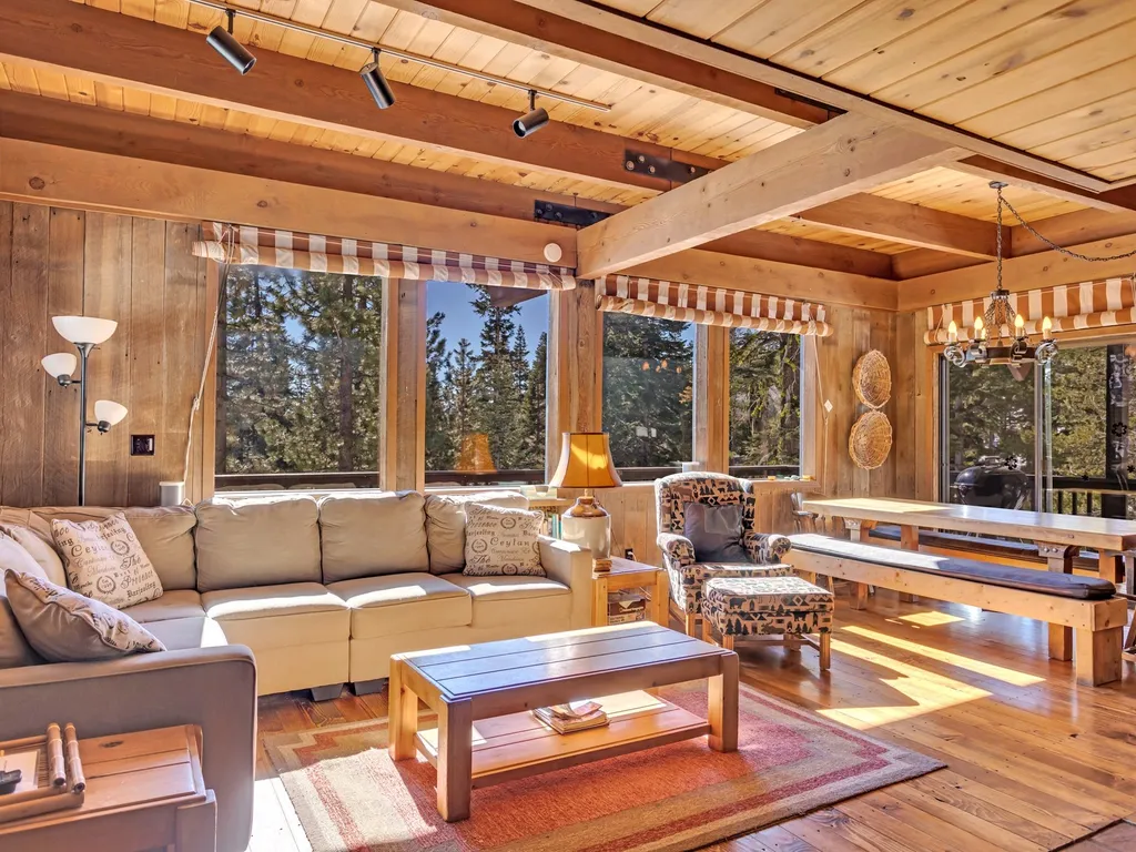 Property Image 0