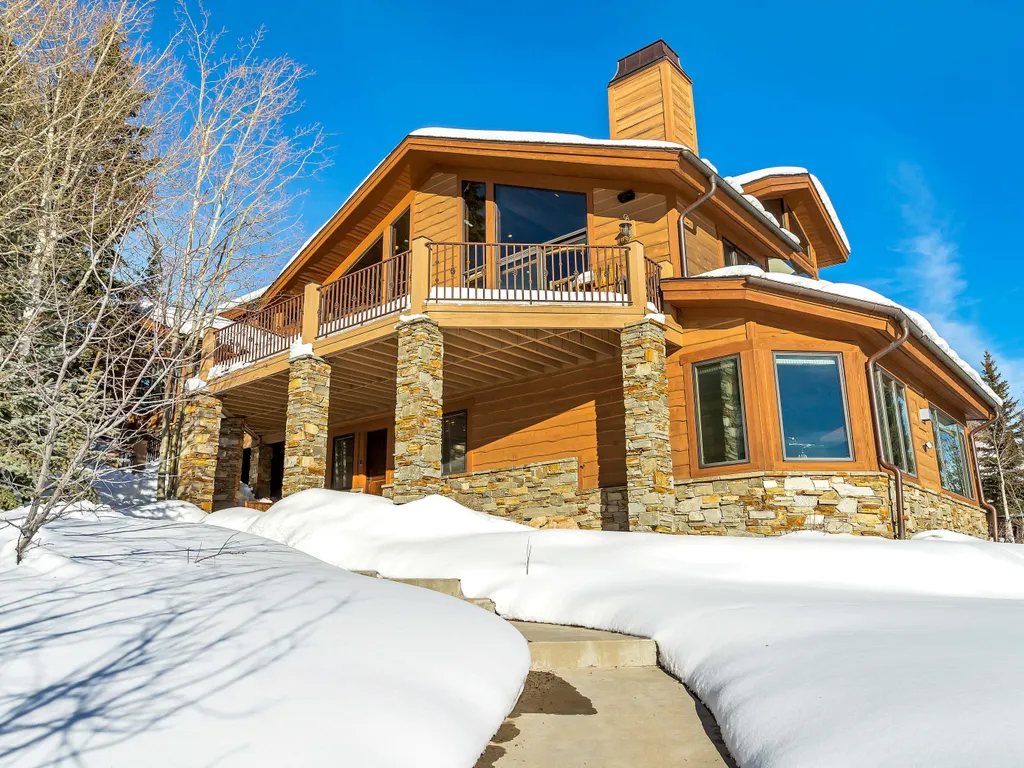 Centennial Home- Luxury Homes by Stein Collection