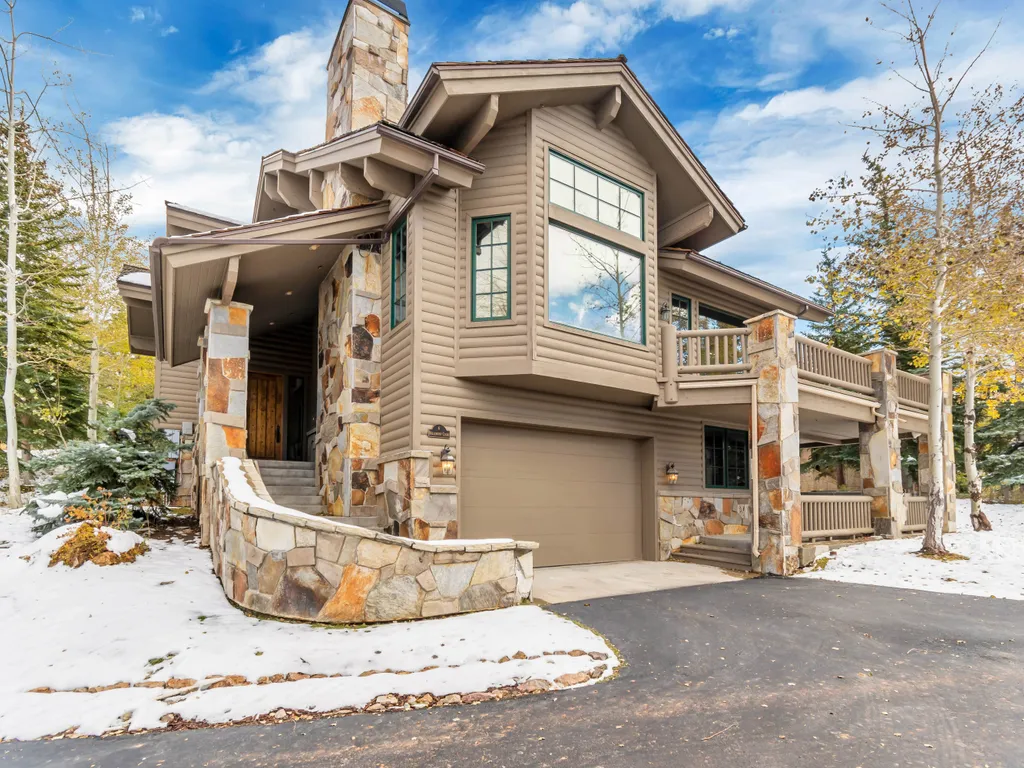 Bellemont Home- Luxury Homes by Stein Collection