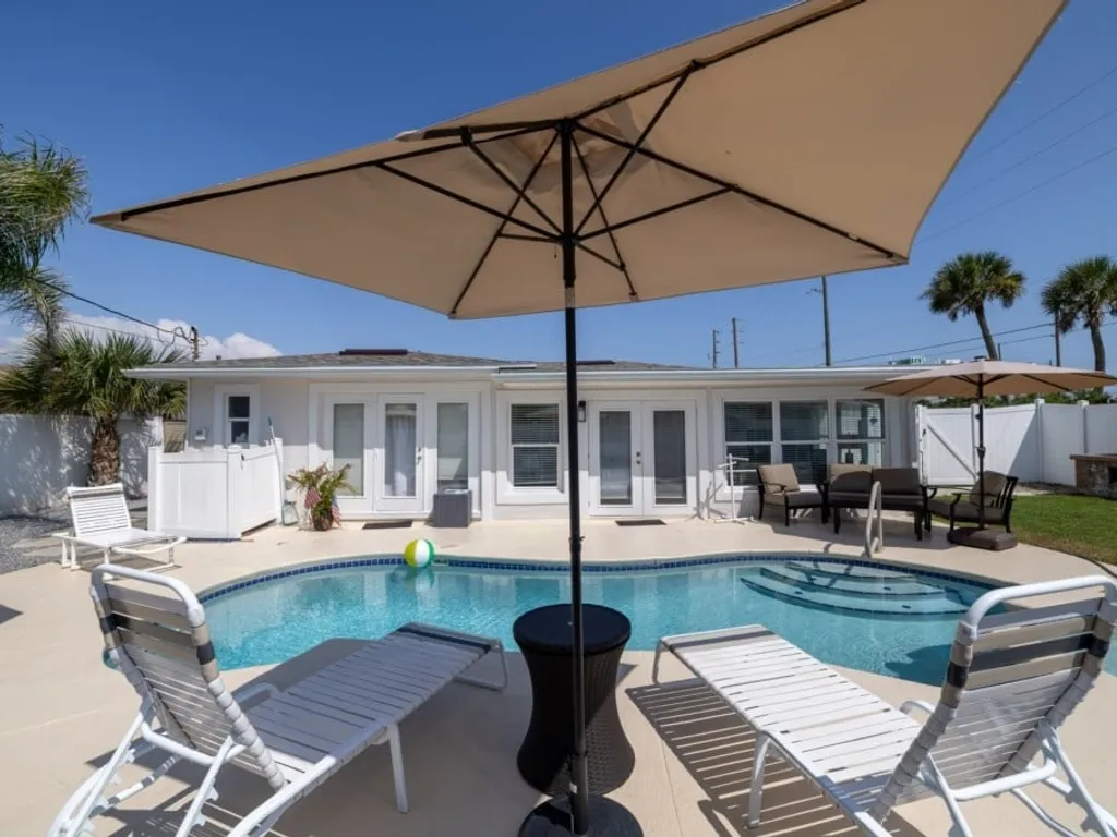 Heated Pool Home Directly Across the street From Beach Close to Flagler