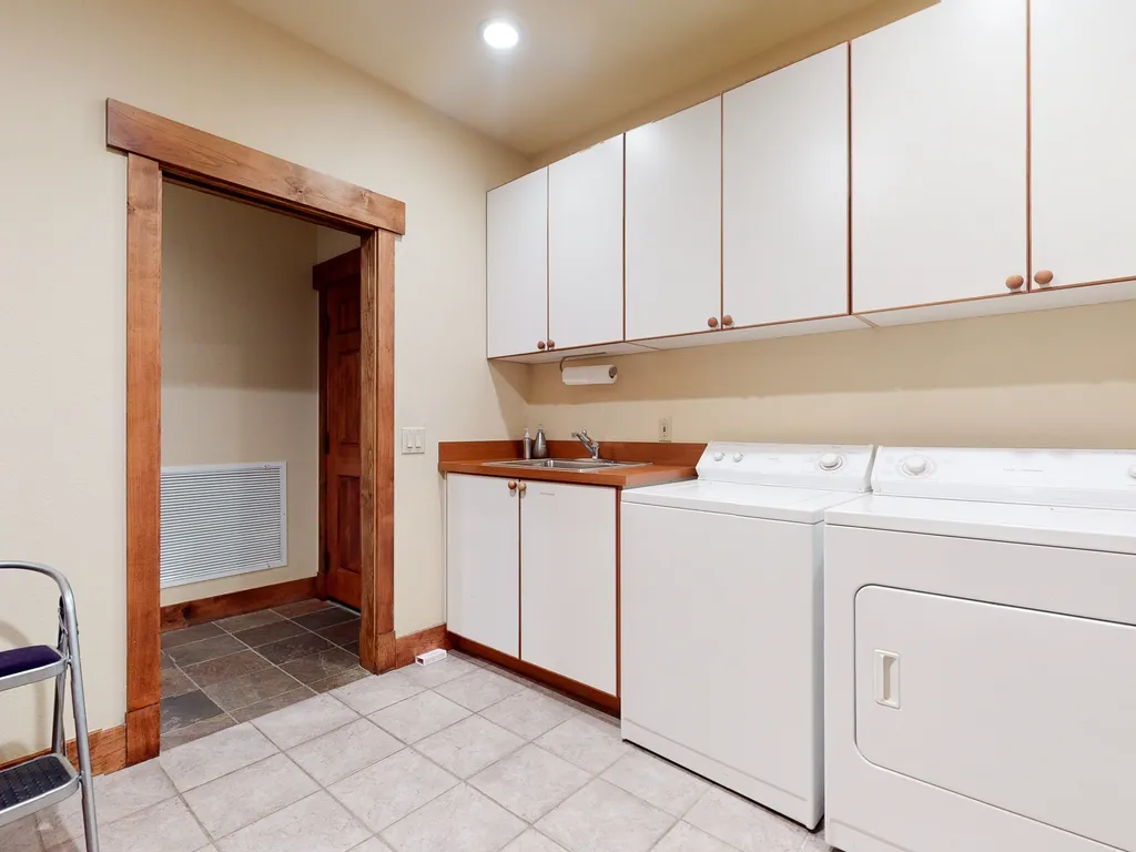 Property Image 82