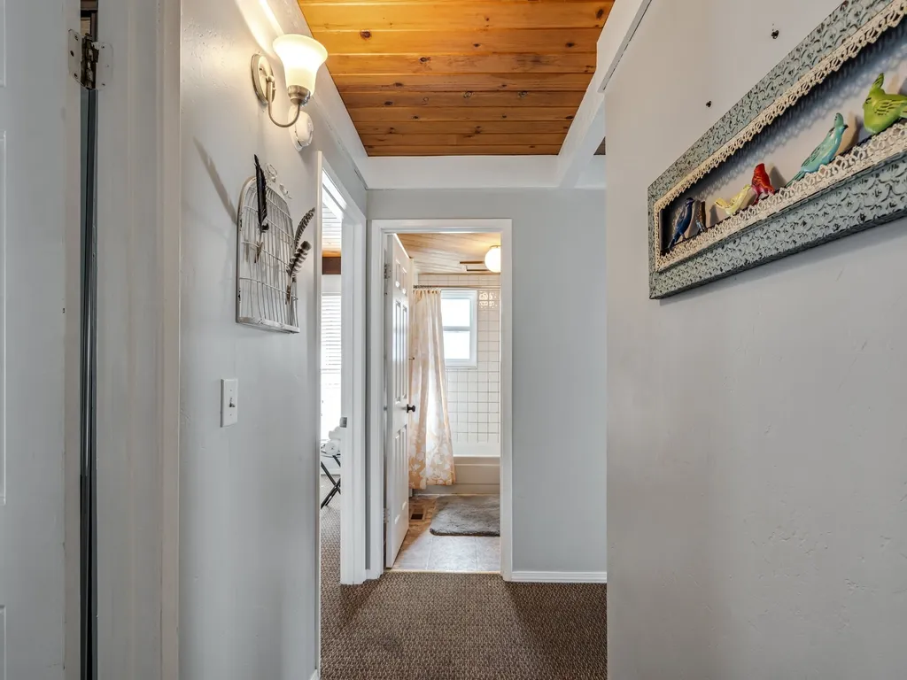 Escape At The Lake - Awesome Location Directly Across the Street from ...