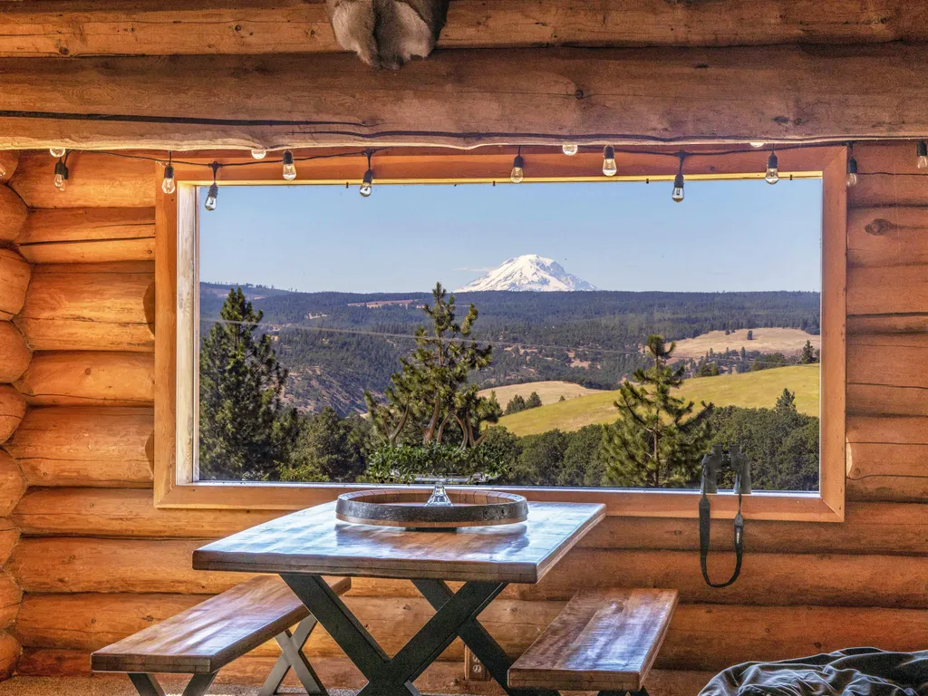 Rowland Log Cabin