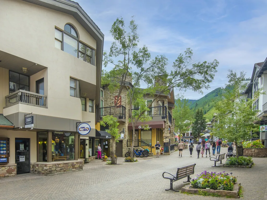 Bridge St. Condominium Chalet