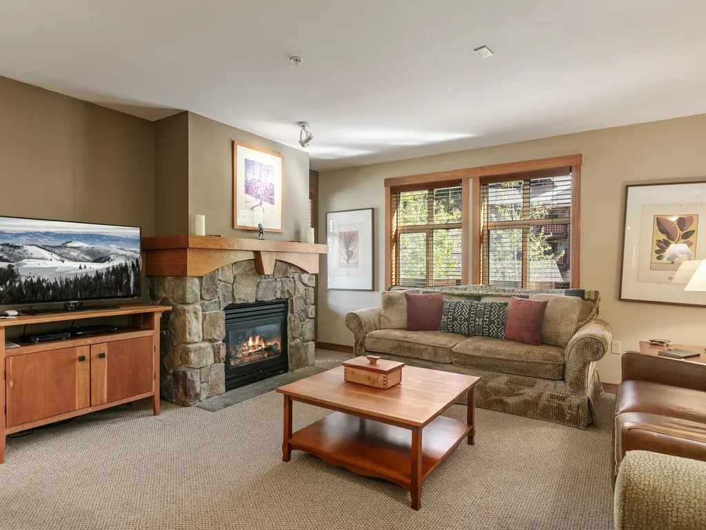 1202- Two Bedroom Standard Eagle Springs West