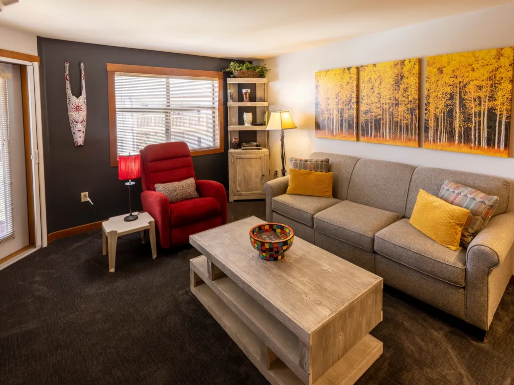 3402- One Bedroom Deluxe- Powderhorn Lodge