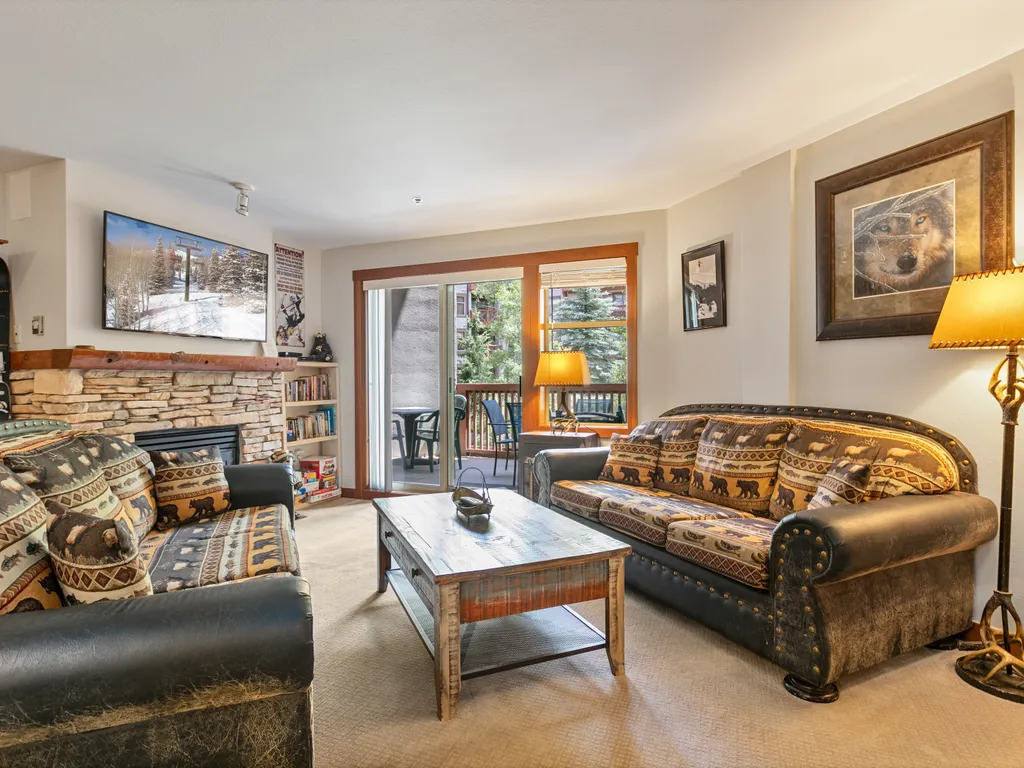 3220- Two Bedroom Deluxe Powderhorn Lodge