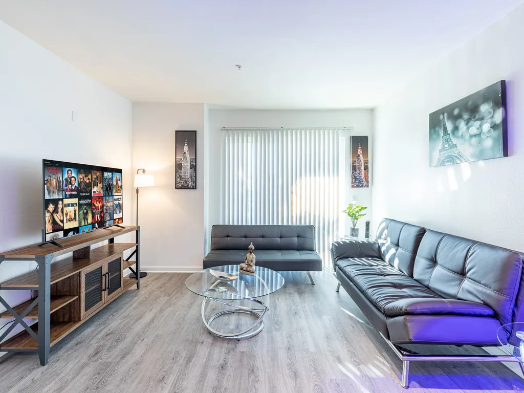 Two-Bedroom Apartment on Gordon St