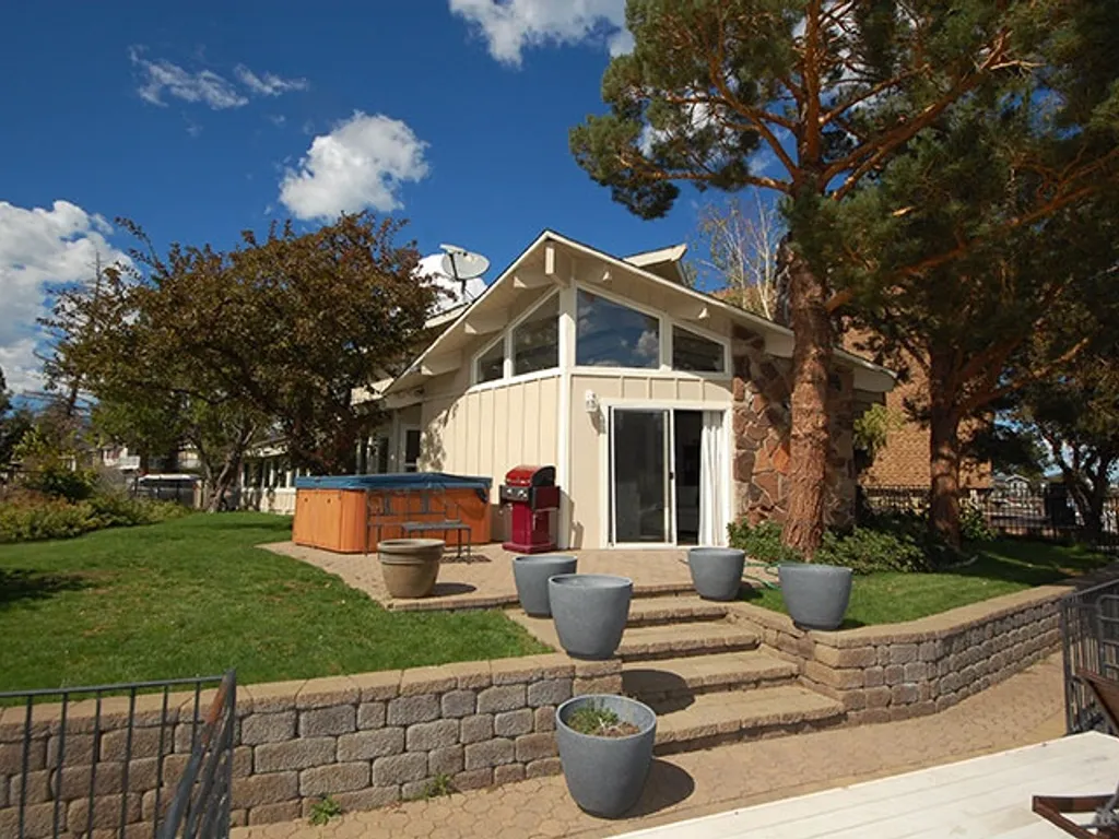 2078 Traverse Court