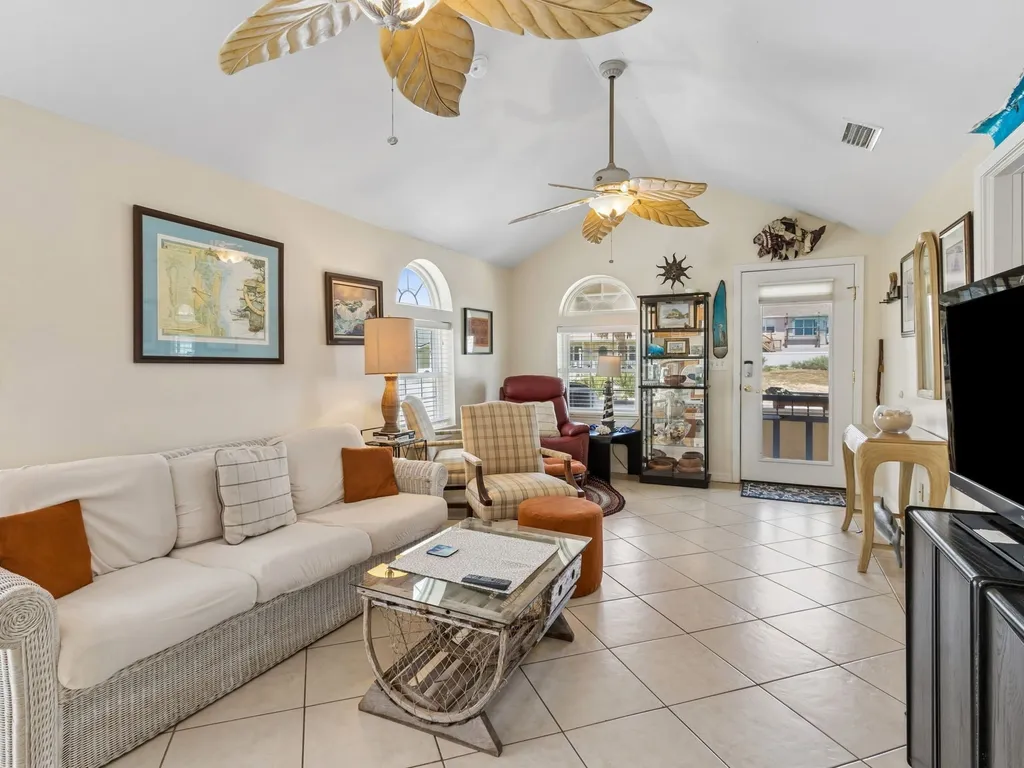 534 N. Fletcher Ave. #1