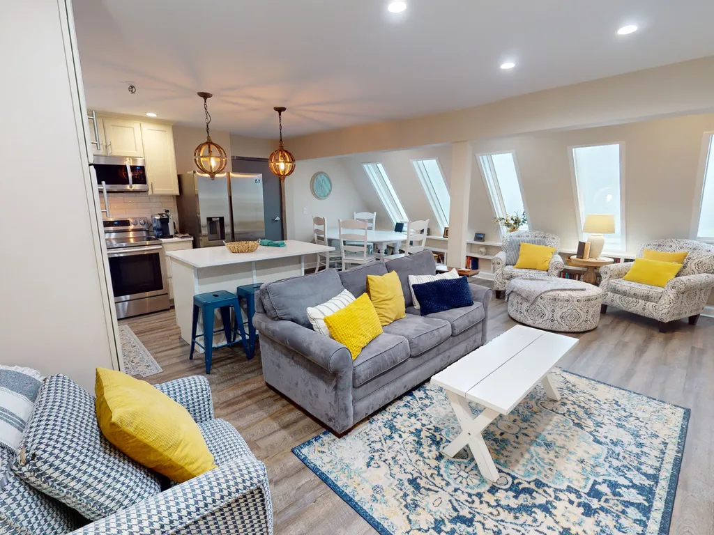 Leatherbark 303B- Resort Living at its Finest!