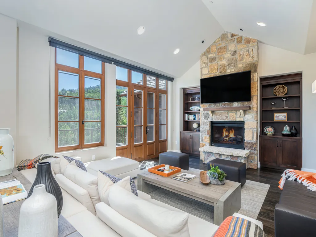 Villas at Cortina Penthouse 11