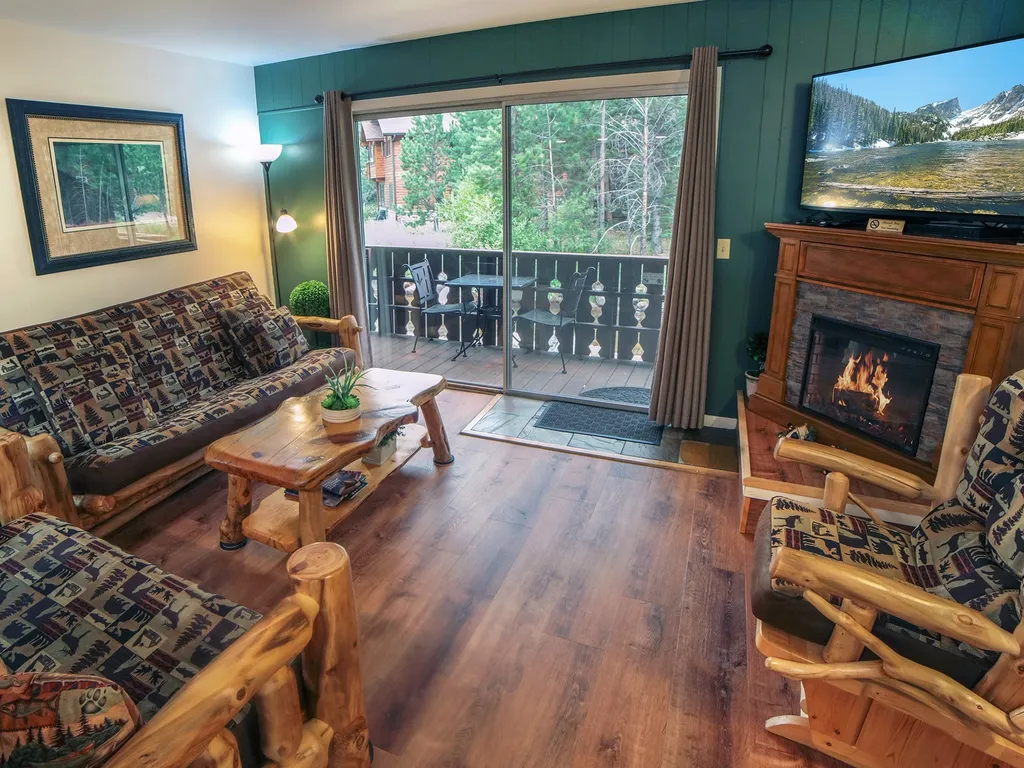 Fawn Valley Inn: 205
