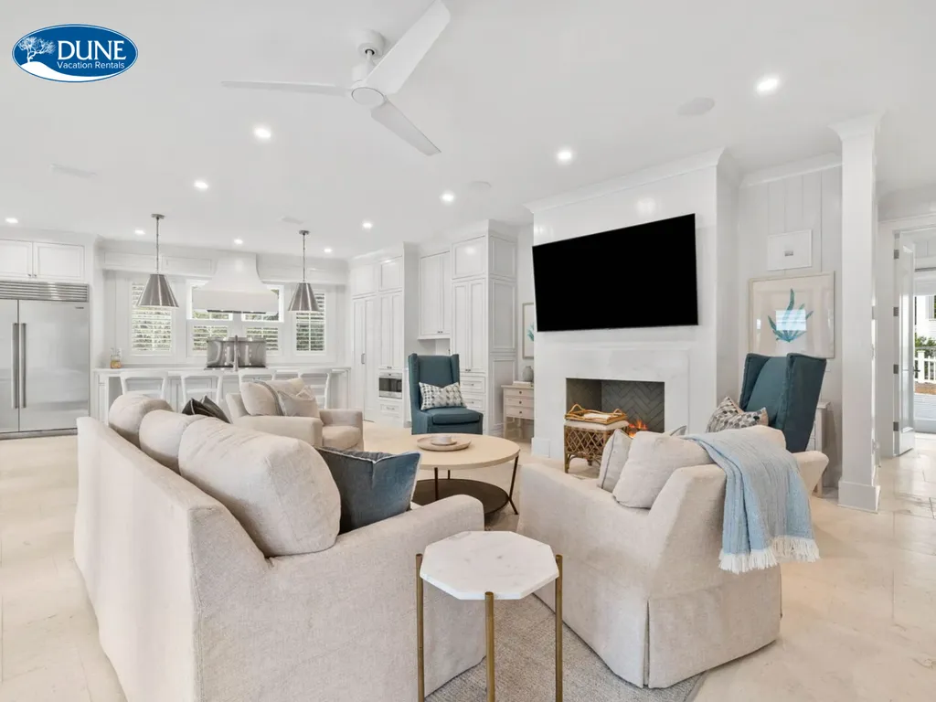Highboy Hideaway | 64 Venice Circle