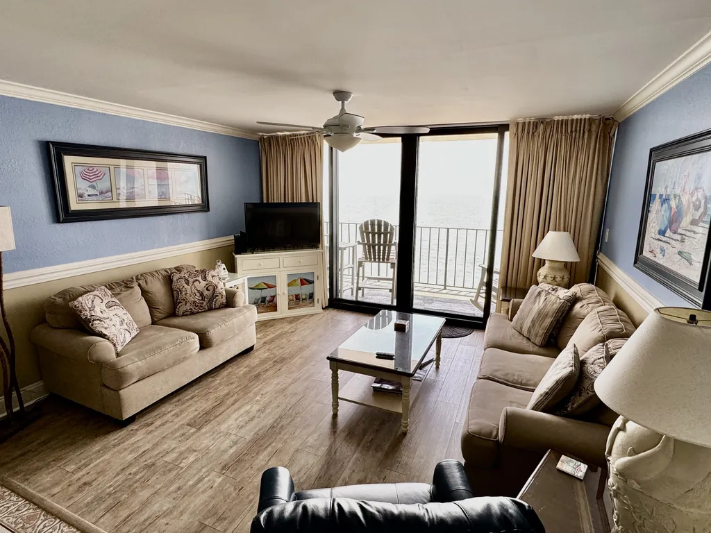 Royal Garden Resort 1608