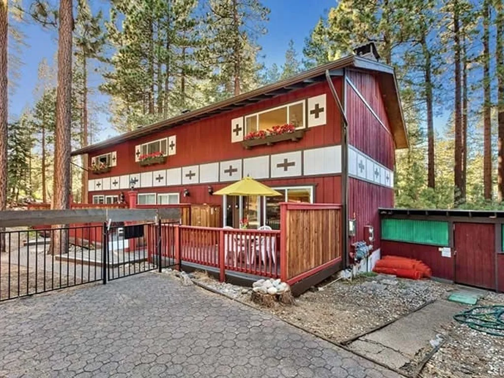 1510 Wildwood, Sitzmark 4