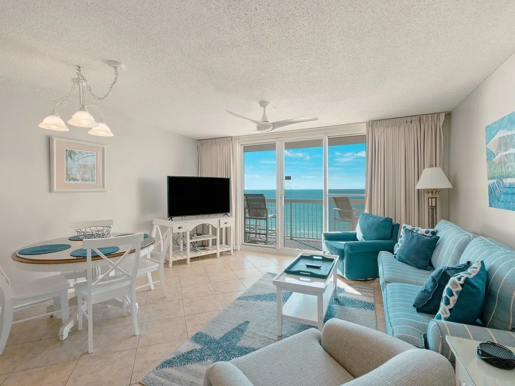 Pelican Beach 0805
