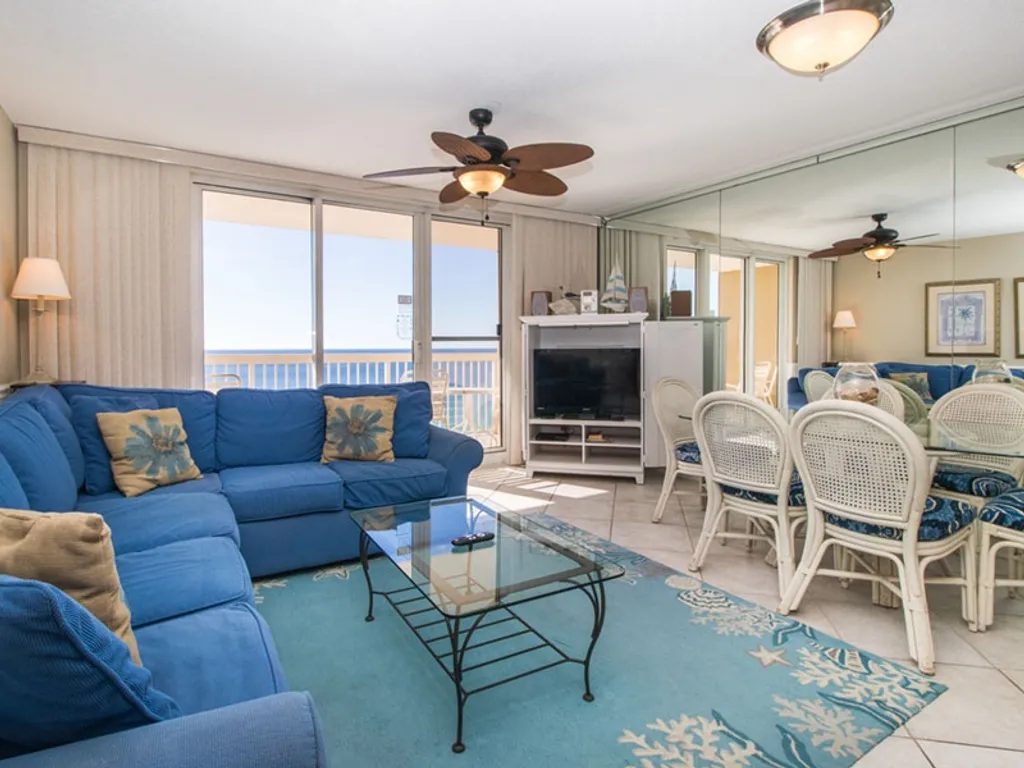 Pelican Beach 1504