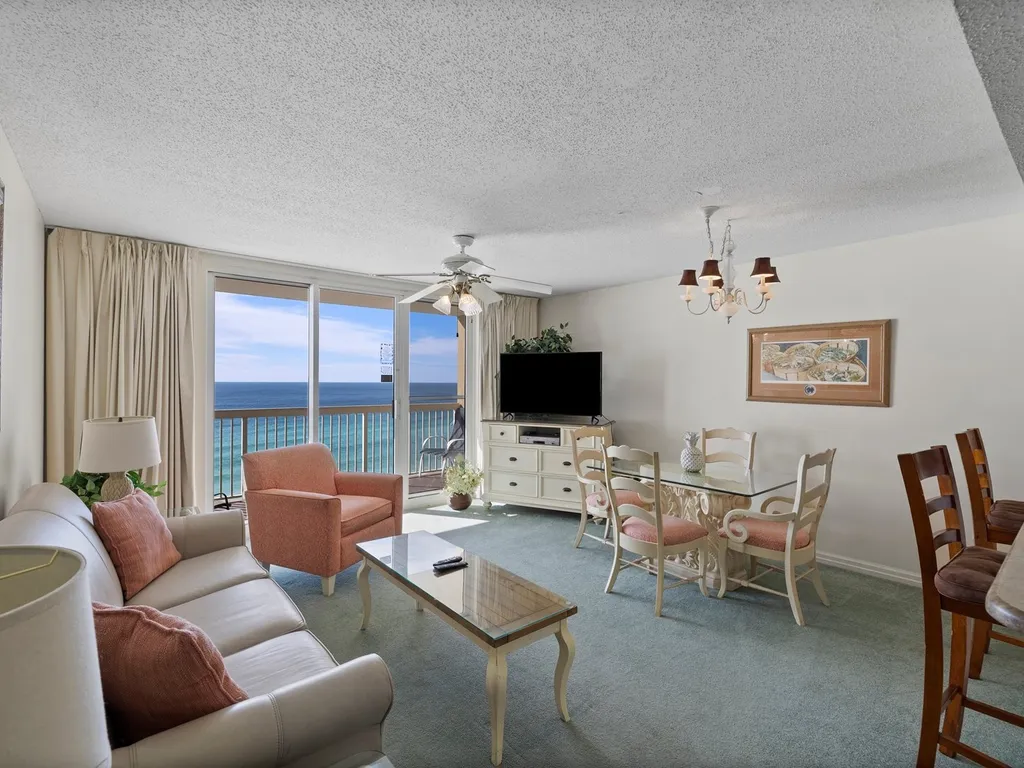 Pelican Beach 1008