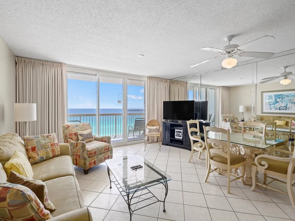 Pelican Beach 1206