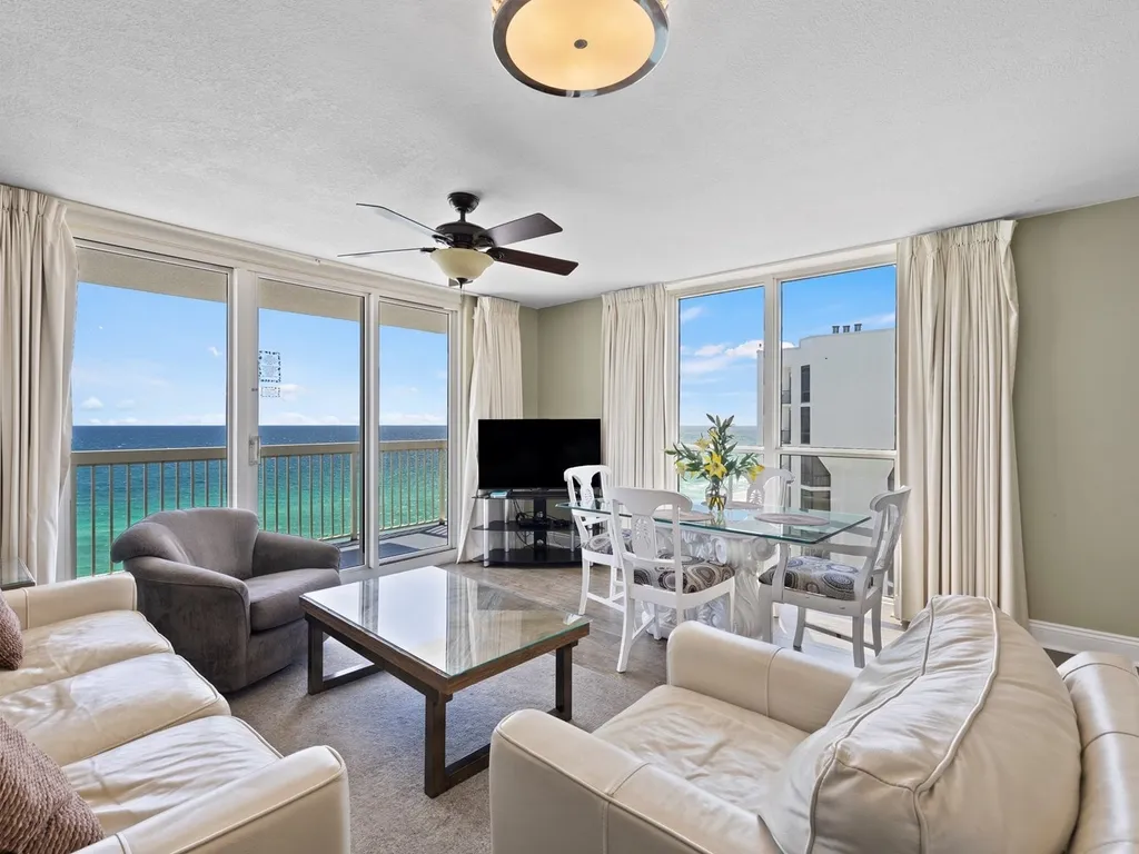 Pelican Beach 1411