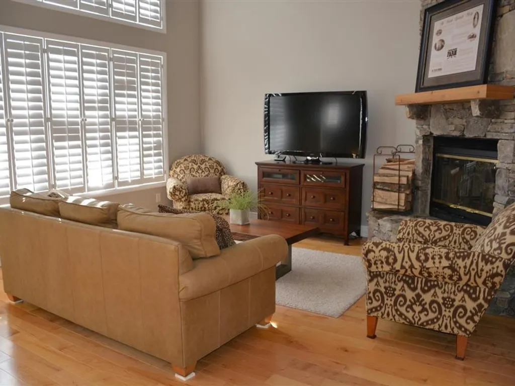 Property Image 0