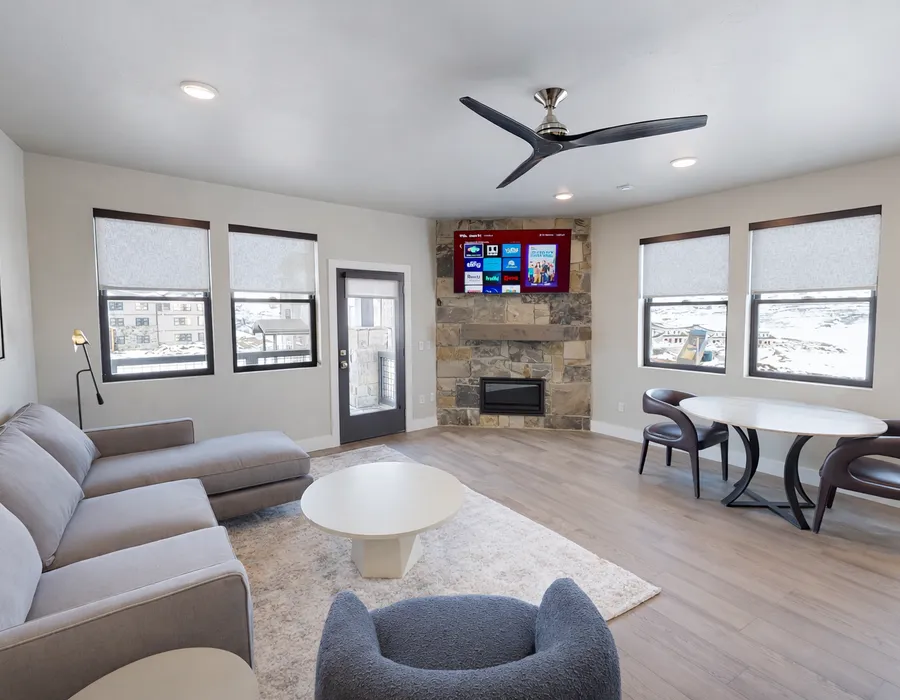 Lake Life Meets Ski Life at Jordanelle Paradise 204